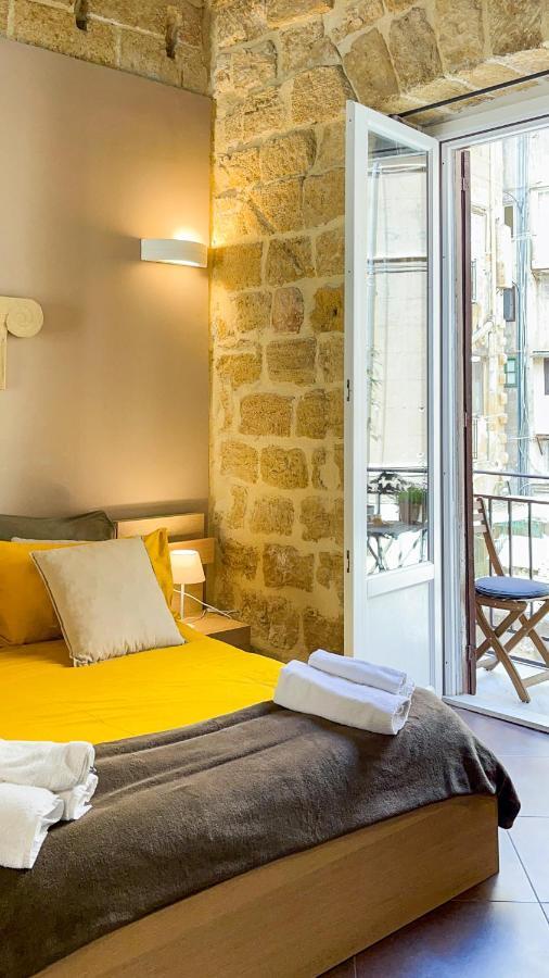 パレルモ B＆B カレッラ Bed & Breakfast エクステリア 写真