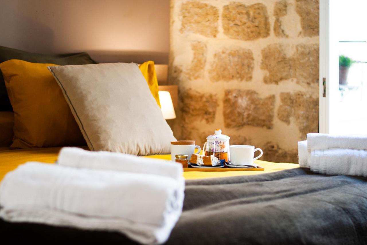 パレルモ B＆B カレッラ Bed & Breakfast エクステリア 写真